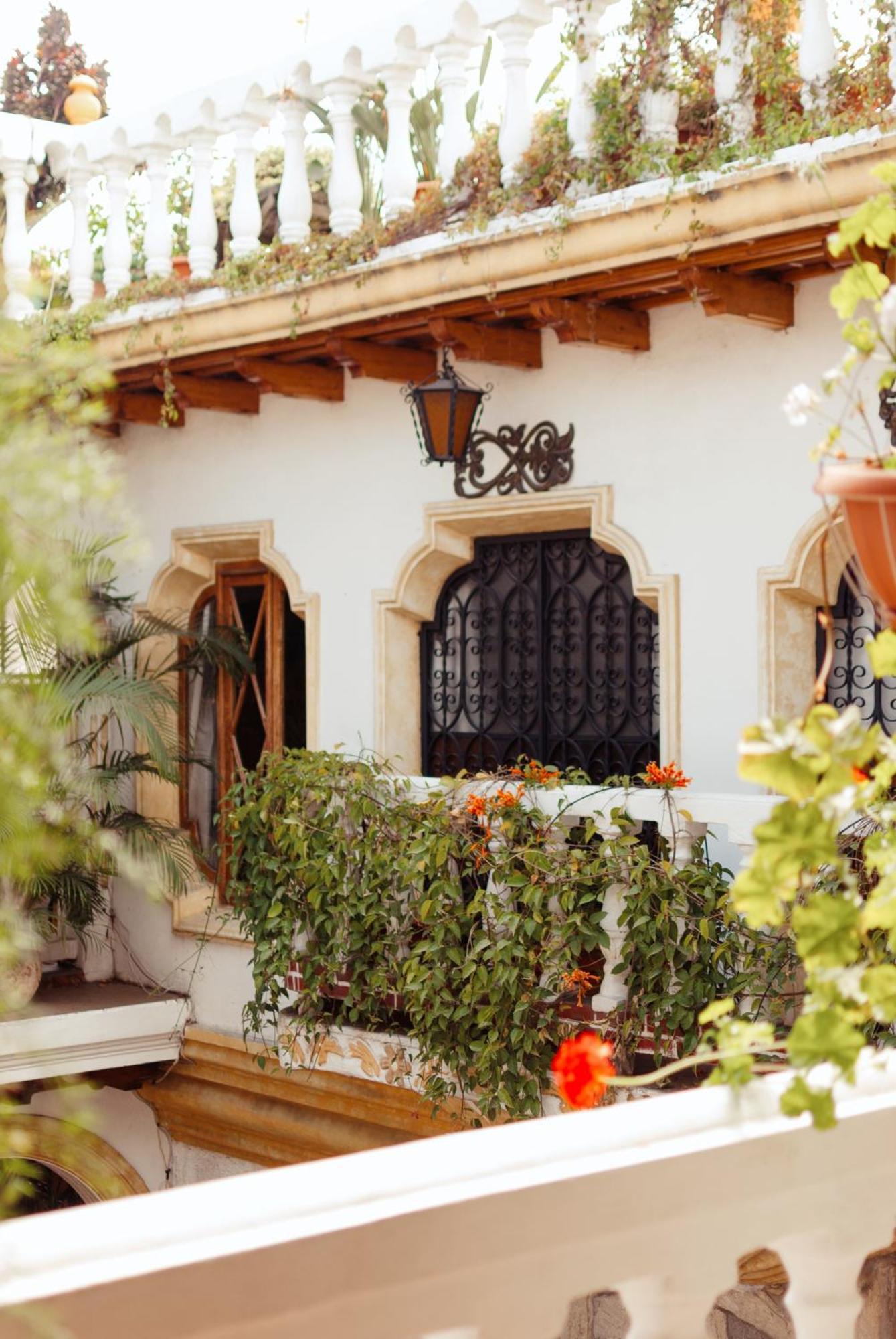 Hotel Gran Plaza Euromaya Antigua Exterior foto